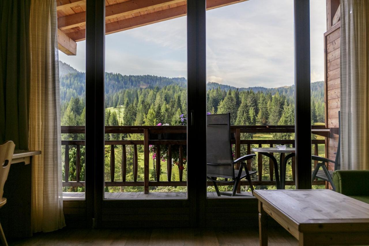 Hotel Gran Paradiso Сан-Кассиано Экстерьер фото