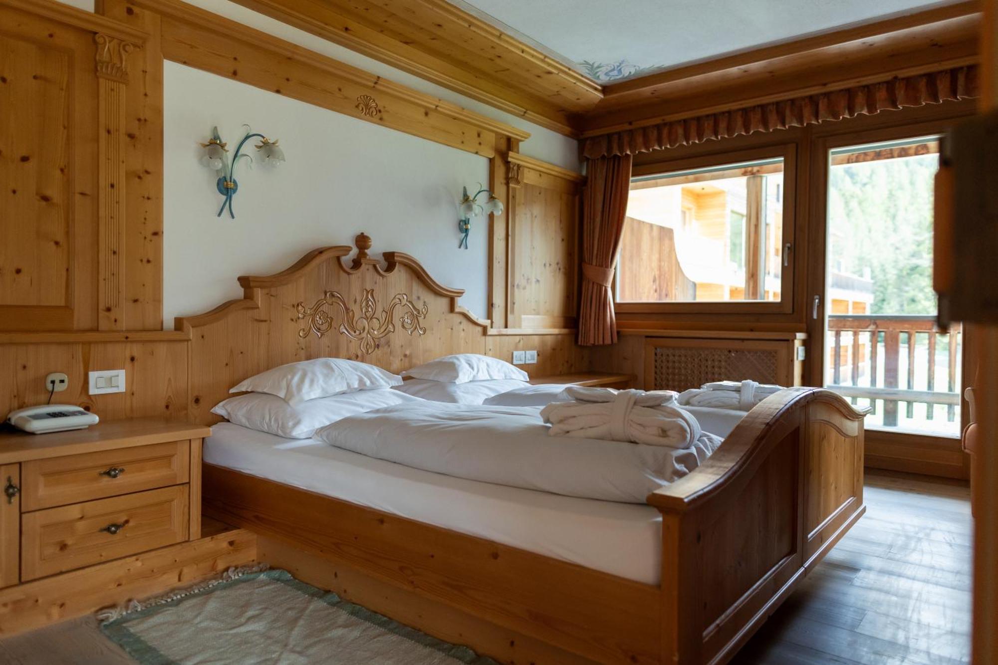 Hotel Gran Paradiso Сан-Кассиано Экстерьер фото